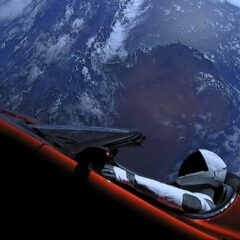 De marketingcampagne van de kinderlijke Elon Musk